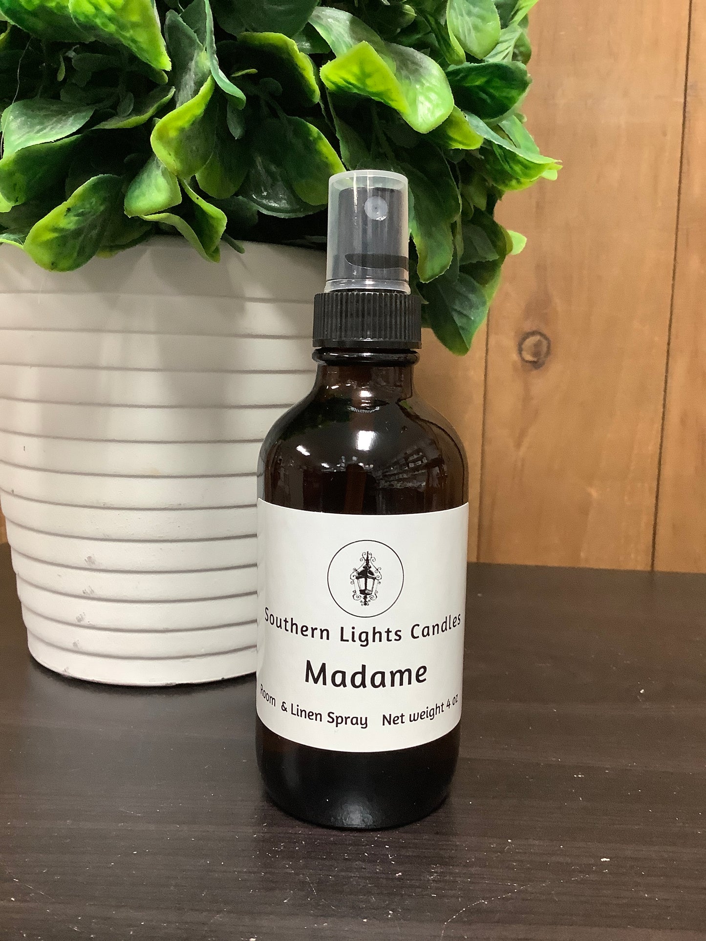 4 oz Room & Linen Spray - Madame