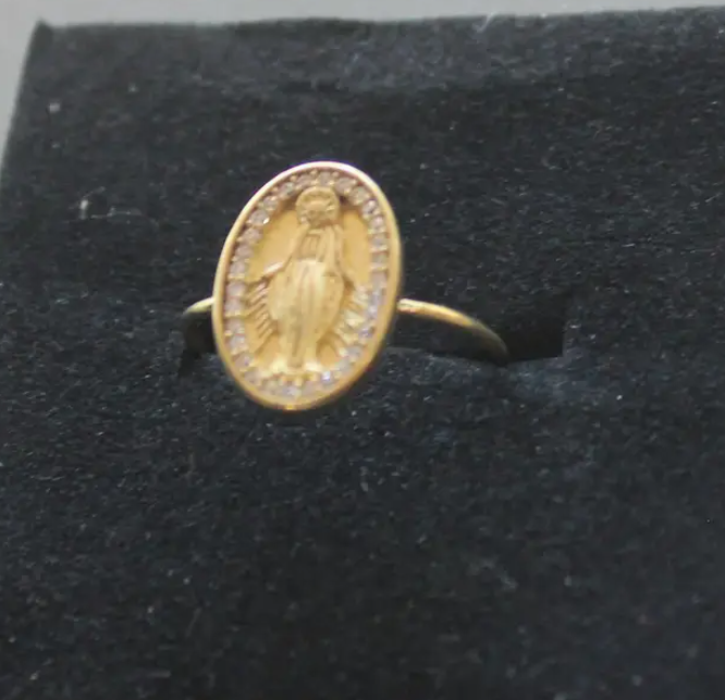 Mary Ring Size 7