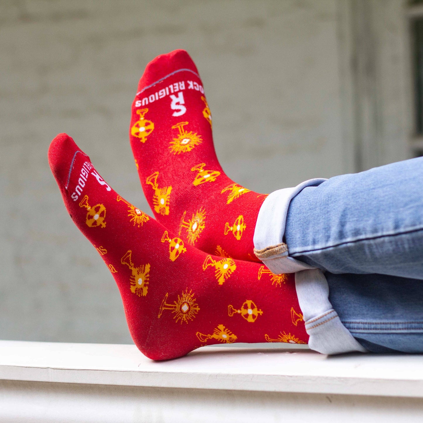 Monstrance Adult Socks