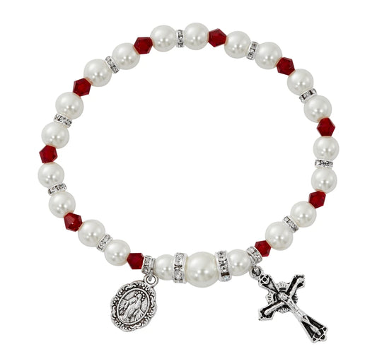 White Pearl & Garnet Crystal Stretch Bracelet
