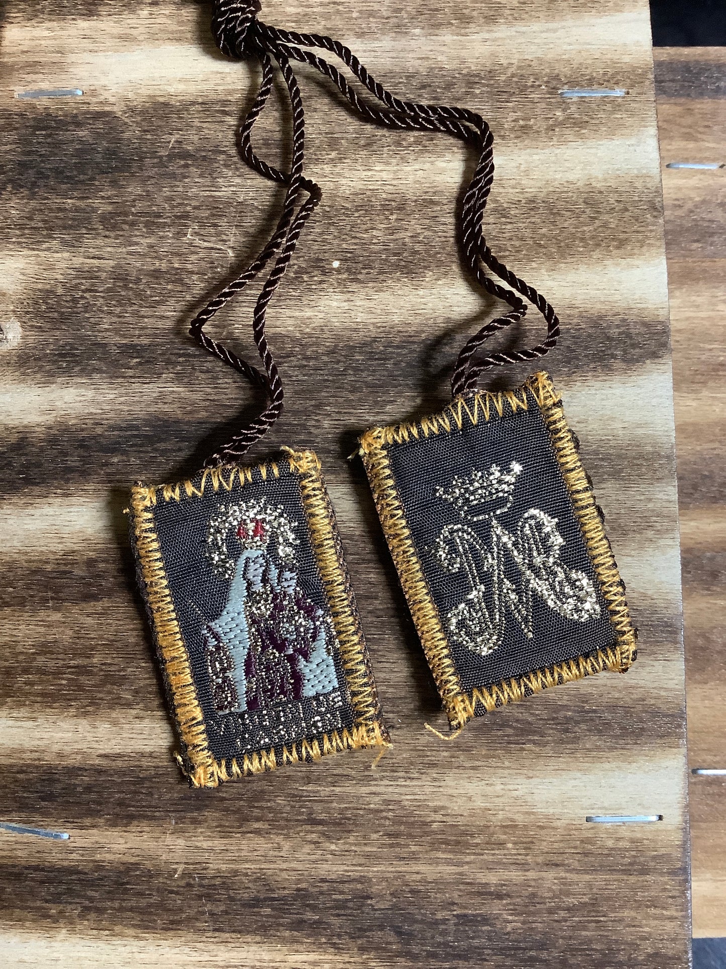 Brown Cloth Scapular